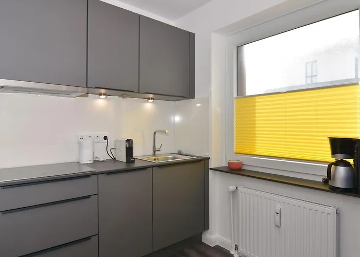 Klaus-groth-strasse 2, Whg 18 Apartment *